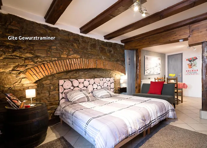 Gites De La Maison Vigneronne, Au Coeur De Ribeauville